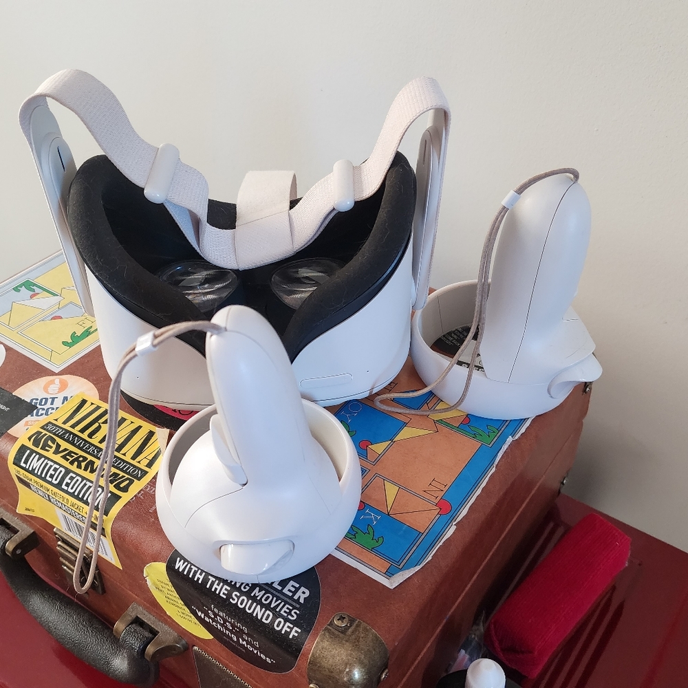 Oculus Quest 2 VR headset